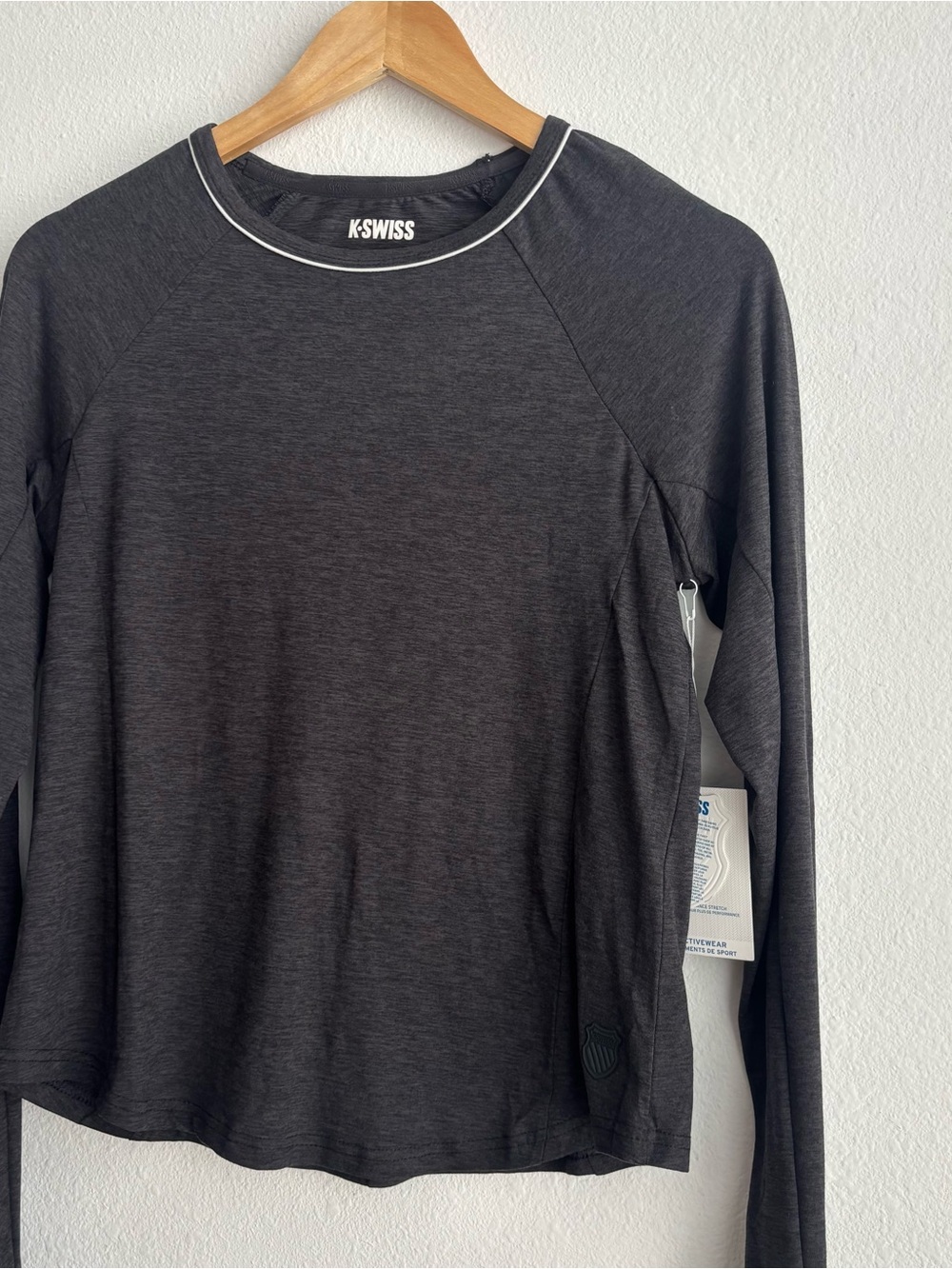 K-Swiss Women's Long Sleeve Performance Tee in Charcoal Gray - Picture 6 of 7